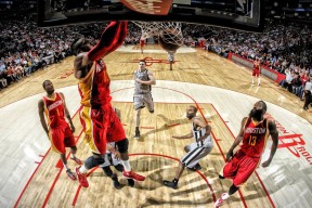 爱游戏下载-凯莉·麦基翁技术动作细节获教练称赞，凯莉麦基利斯